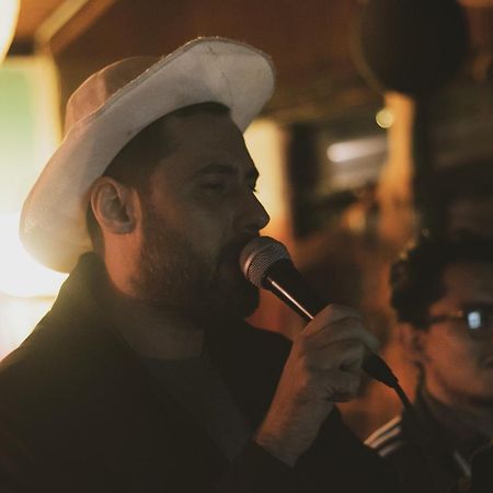 Casa Almarita - Hostal, Bar Y Restaurante ميديلين المظهر الخارجي الصورة