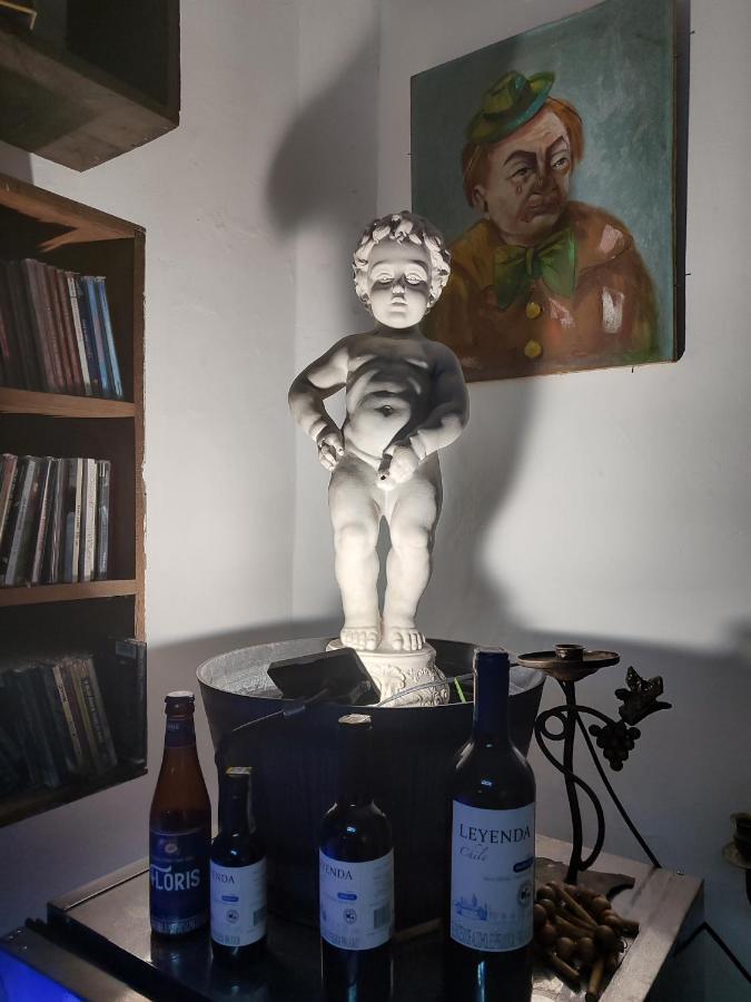 Casa Almarita - Hostal, Bar Y Restaurante ميديلين المظهر الخارجي الصورة